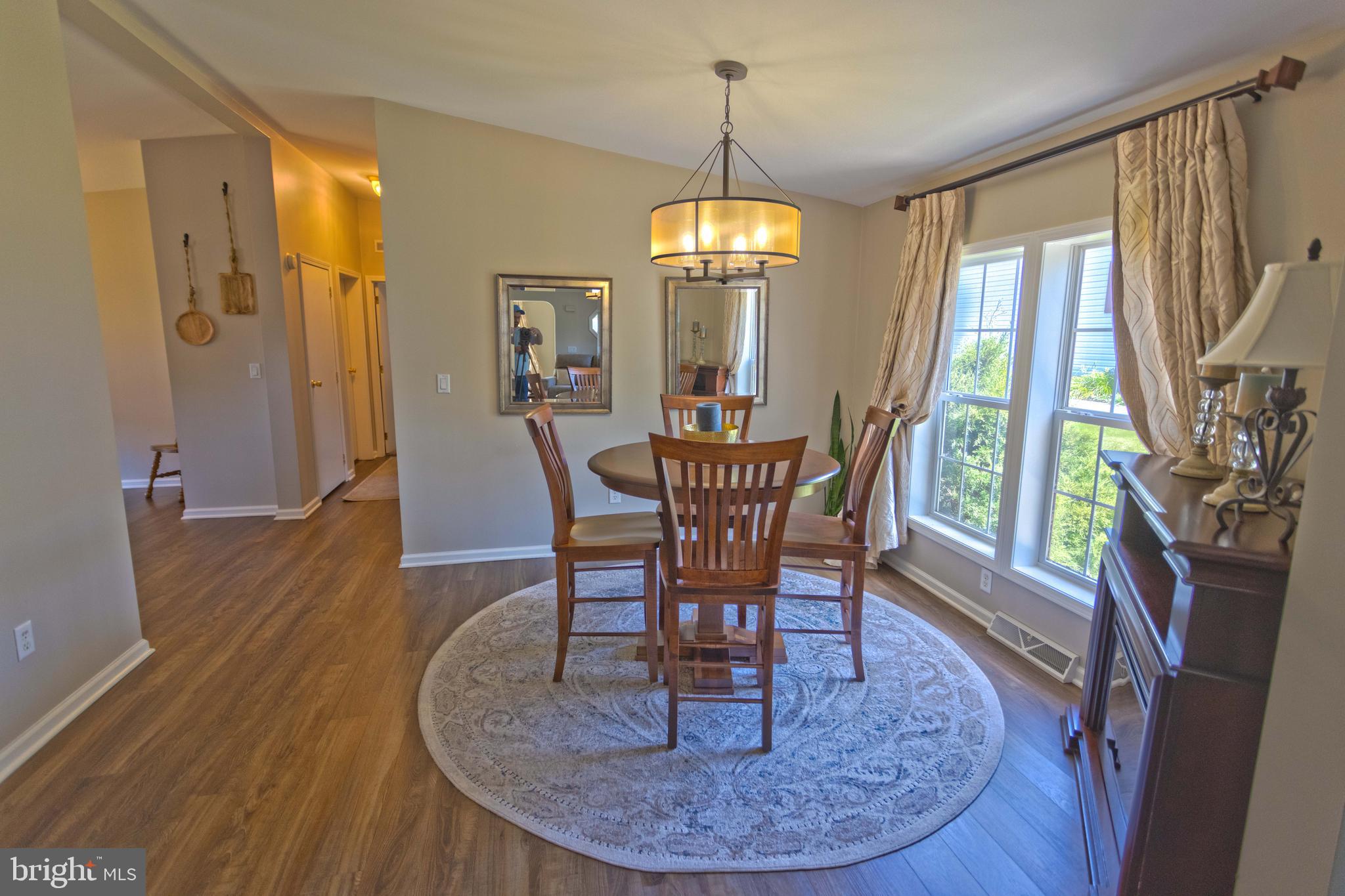 WILLOW RUN - Residential