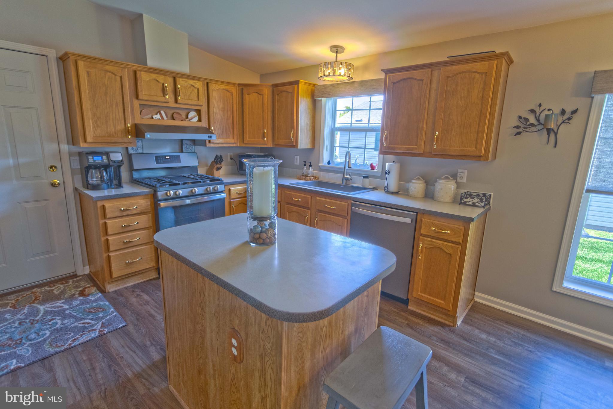 WILLOW RUN - Residential