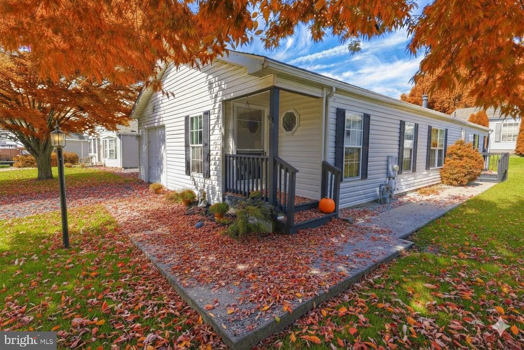 Photo of 609 Village Way, ROYERSFORD, PA 19468 (MLS # PAMC2154598)