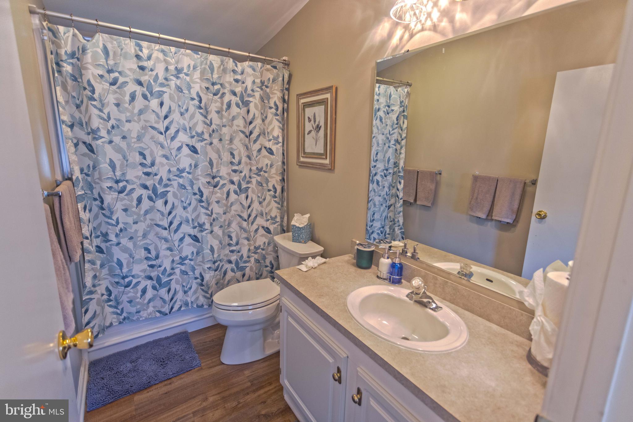 WILLOW RUN - Residential