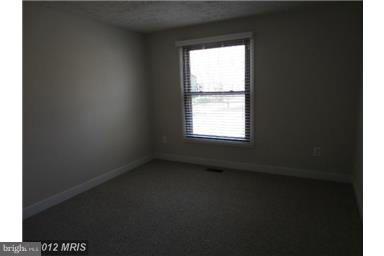 COUNTRY CLUB/LAKE MONTCLAIR - Residential Lease