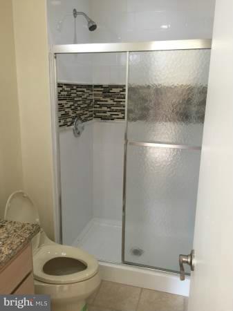 SOUTHAMPTON - Residential Lease