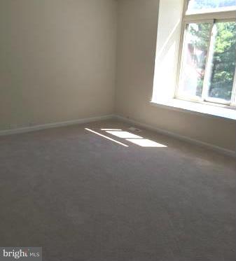 SOUTHAMPTON - Residential Lease