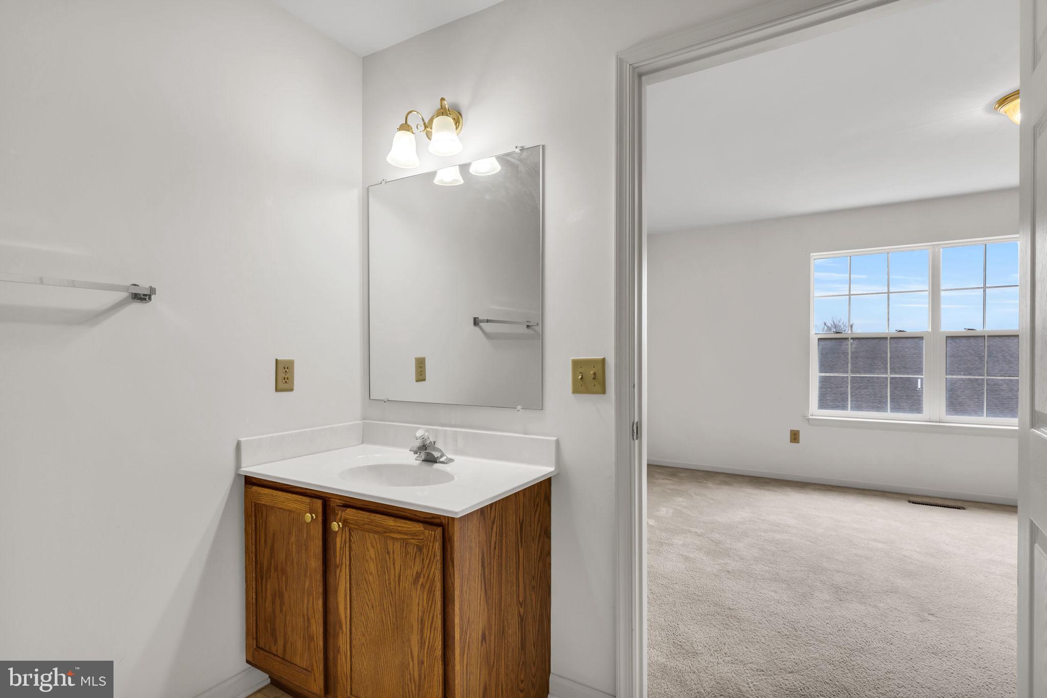 EQUINE MEADOWS - Residential