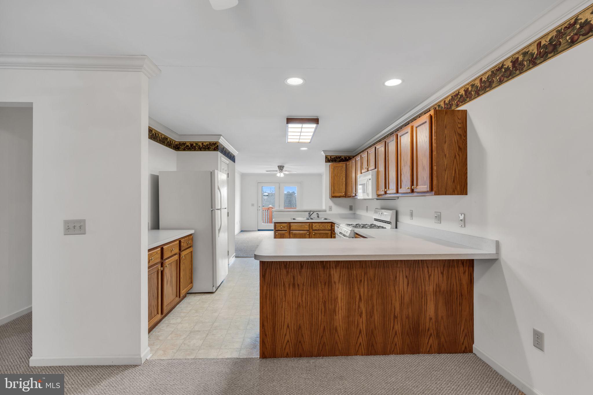 EQUINE MEADOWS - Residential