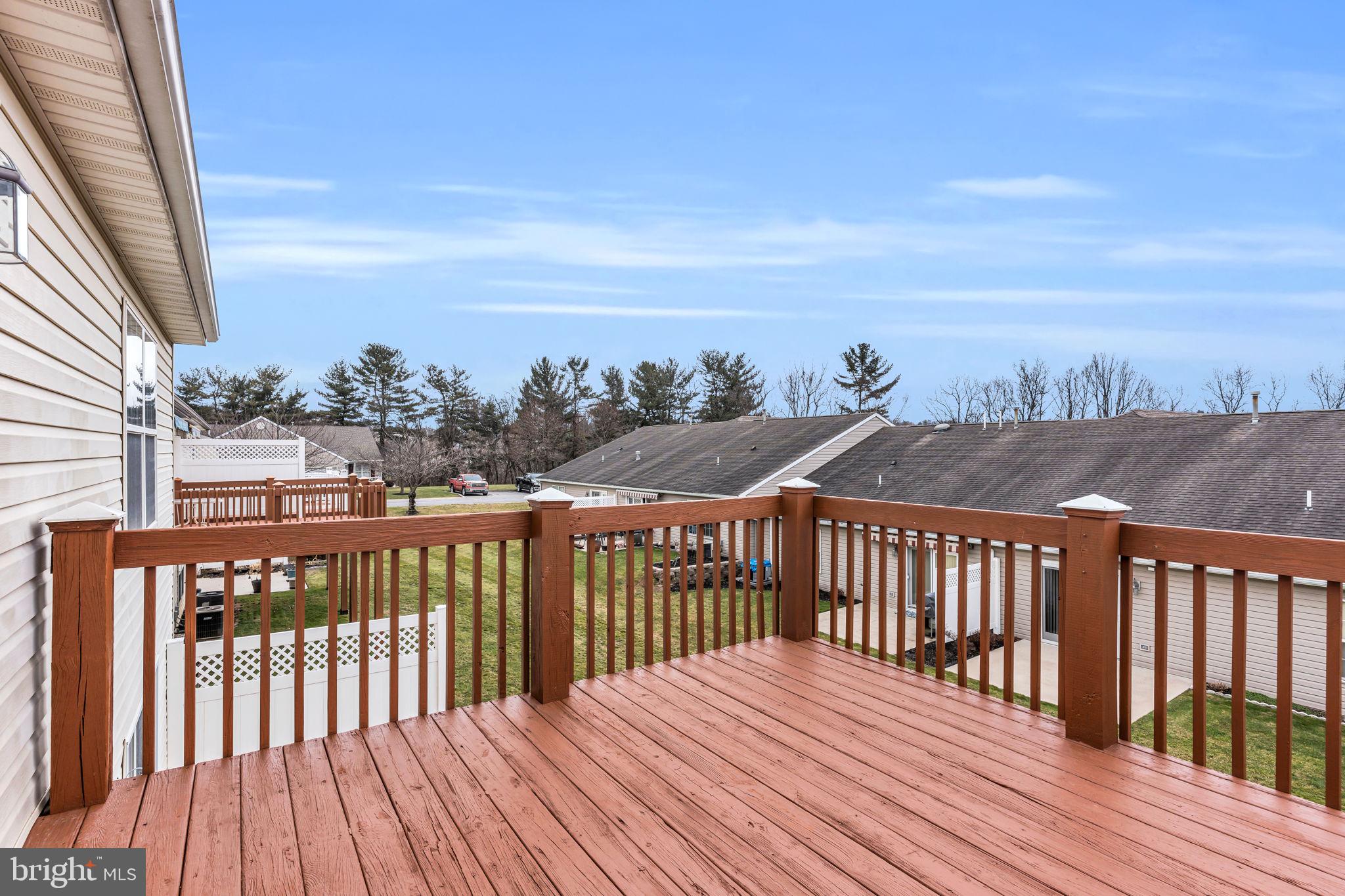 EQUINE MEADOWS - Residential