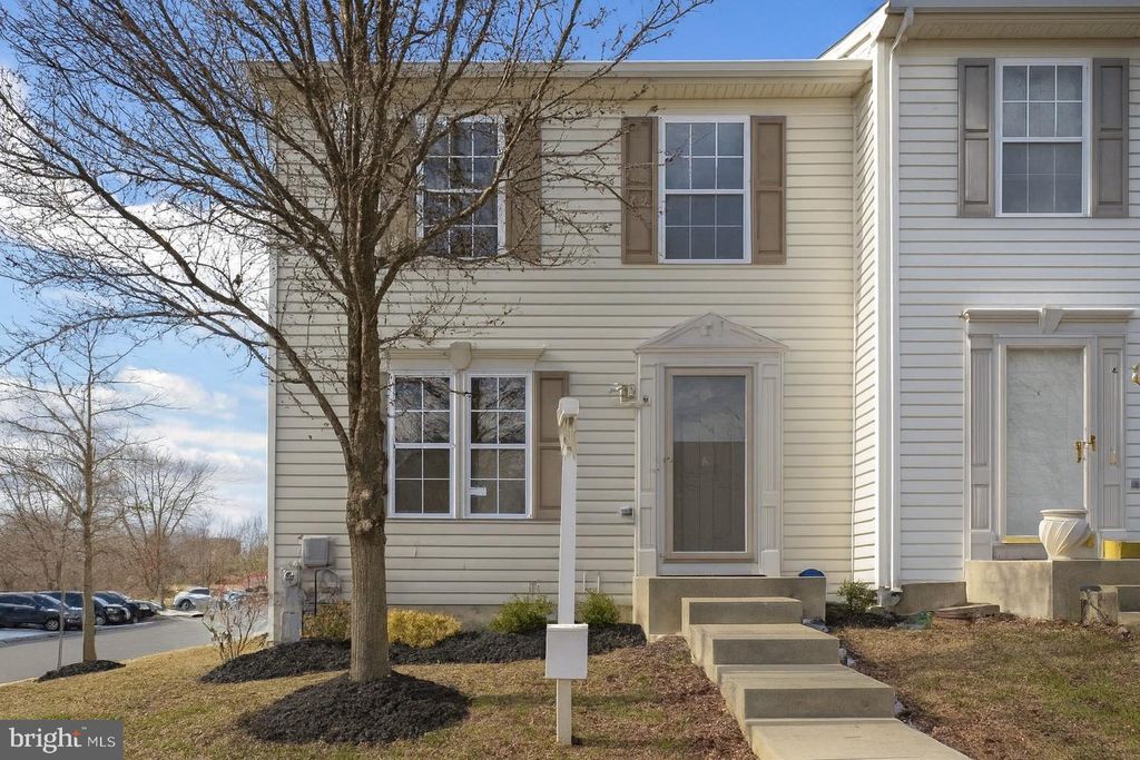 Photo of 2 Gemstone Court, BALTIMORE, MD 21244 (MLS # MDBC2143446)