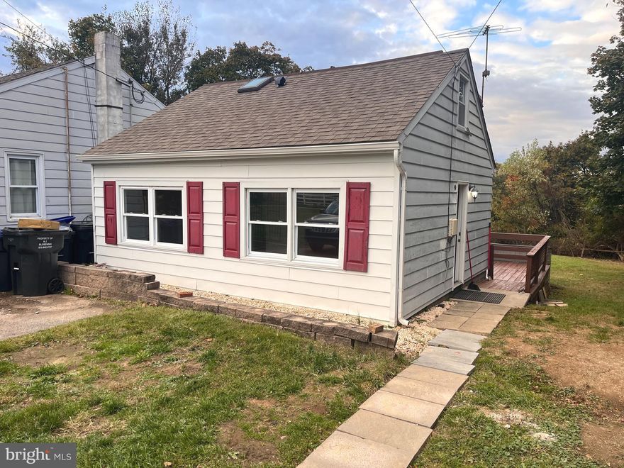 Perfect cottage in the country! Step into this one bed/one bath home through the private entrance into the eat-in kitchen that opens to the dining and living space. Enjoy the convenience of a first floor laundry and storage area. Upstairs you'll find a spacious bedroom, bathroom and closet. The rear deck overlooks 40 beautiful acres of open and wooded land. Off street parking available. Don't miss this great opportunity in a can't beat location! 

High quality resident only. No special rent programs. New roof, tenant pays electric and trash only. Pets are at Owner's Discretion, No Large Dogs, NO Cats. Please do not disturb tenants in adjoining Ranch home.