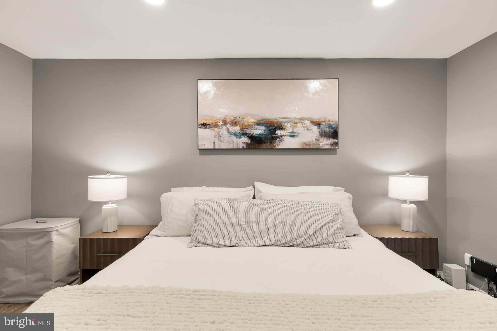 BRISTOL HOUSE - Residential