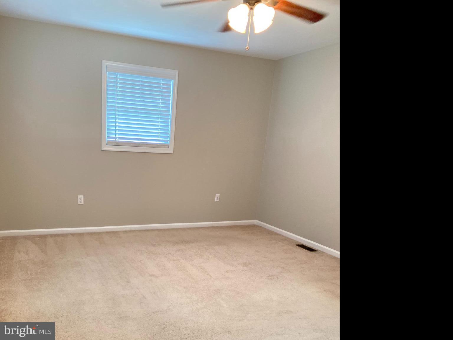 MASSANUTTEN VIEW - Residential Lease