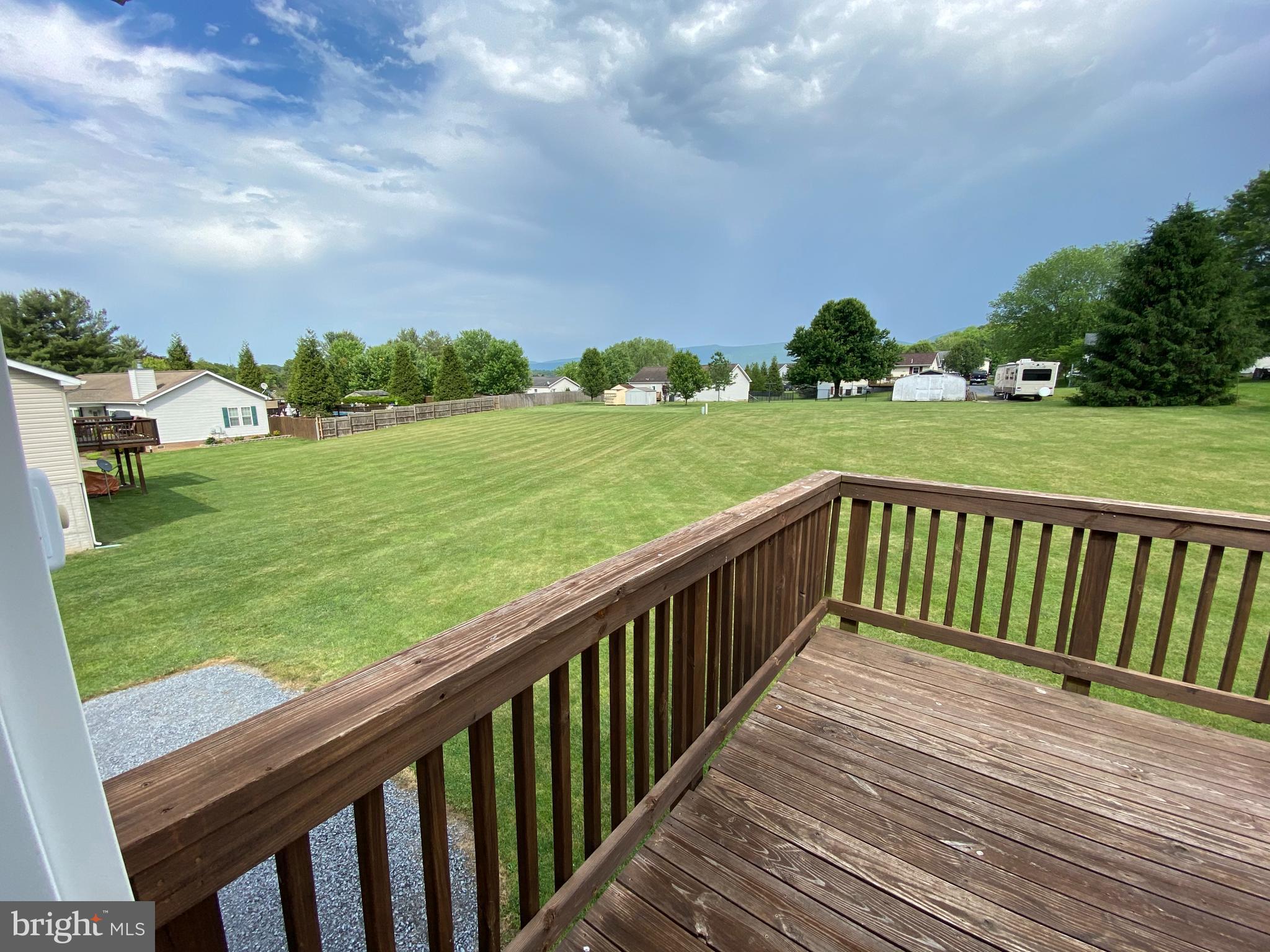 MASSANUTTEN VIEW - Residential Lease