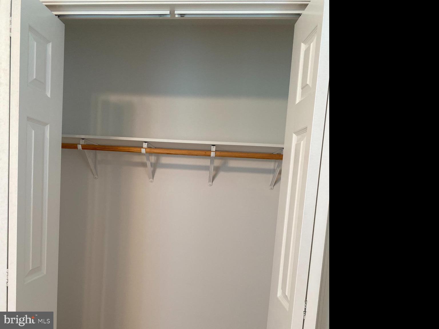 MASSANUTTEN VIEW - Residential Lease