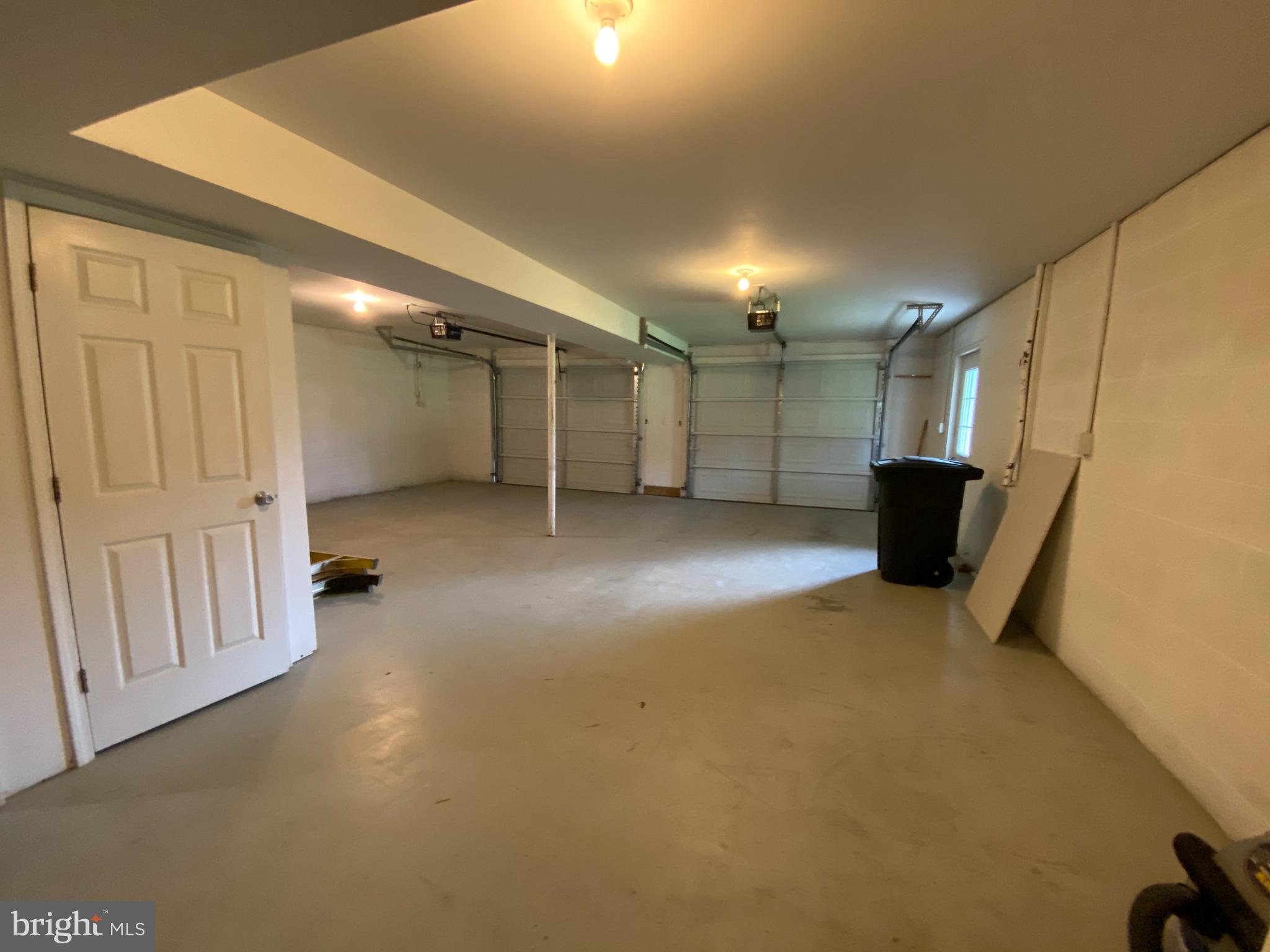 MASSANUTTEN VIEW - Residential Lease