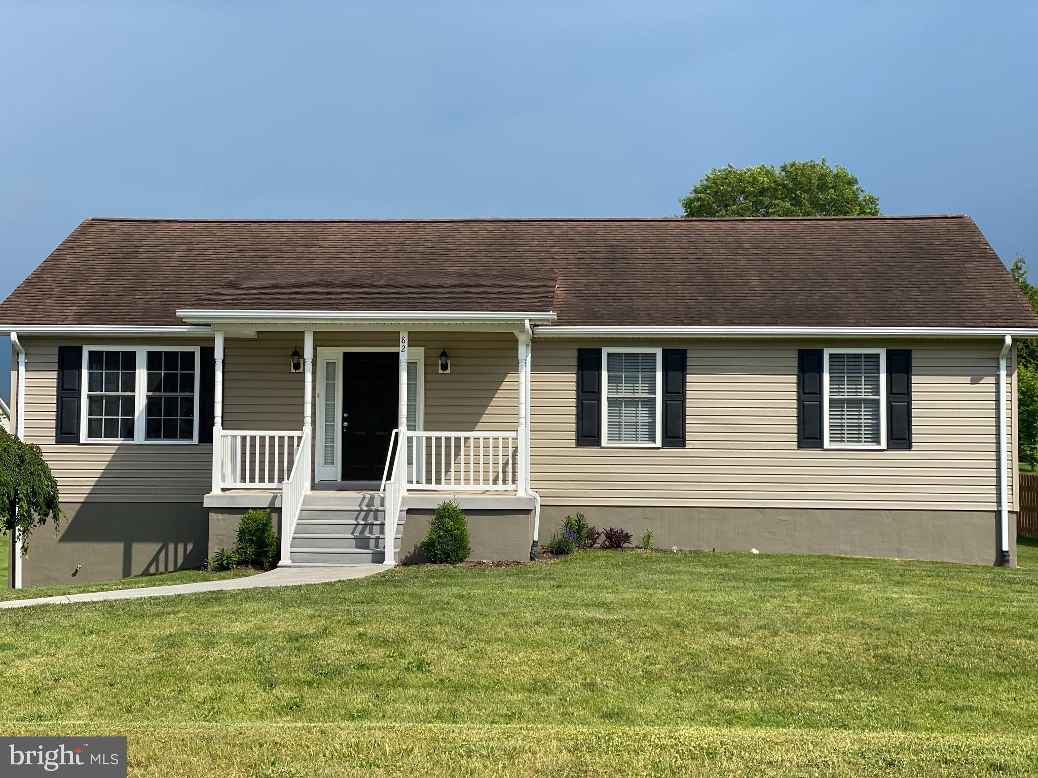 MASSANUTTEN VIEW - Residential Lease