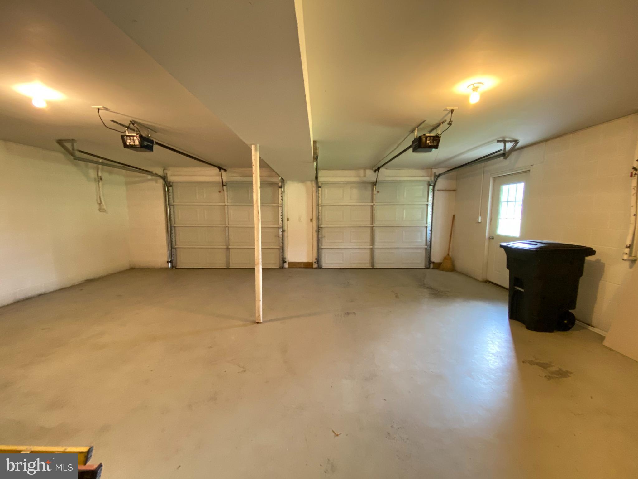 MASSANUTTEN VIEW - Residential Lease