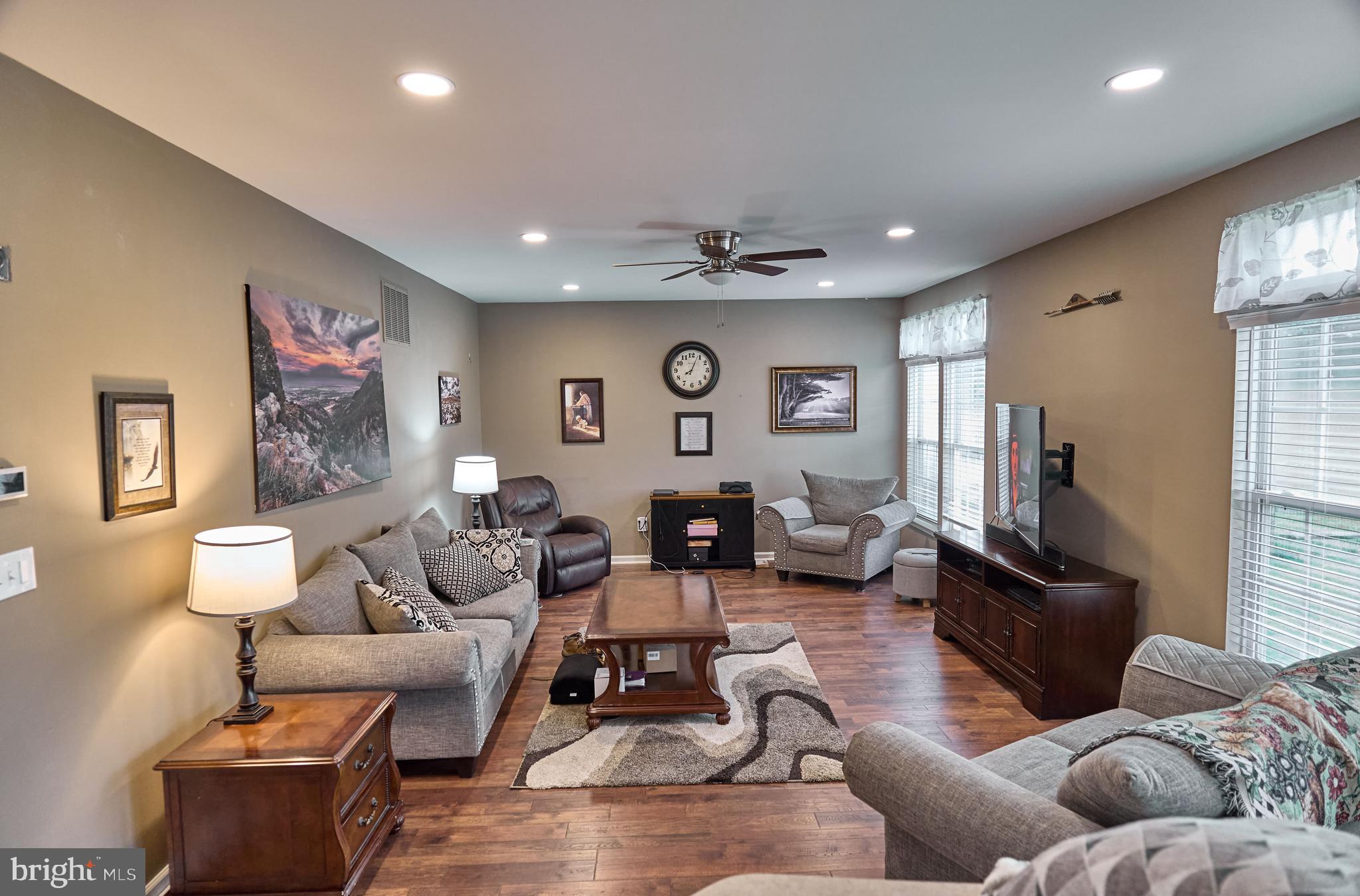 VILLAGES OF URBANA - Residential