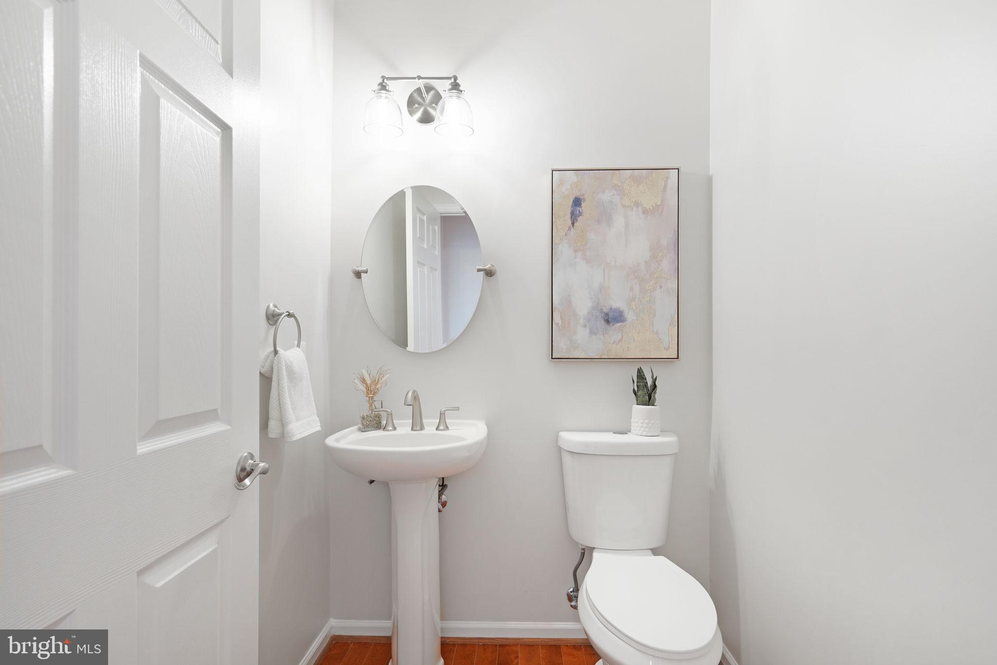 LOUDOUN VALLEY ESTATES - Residential