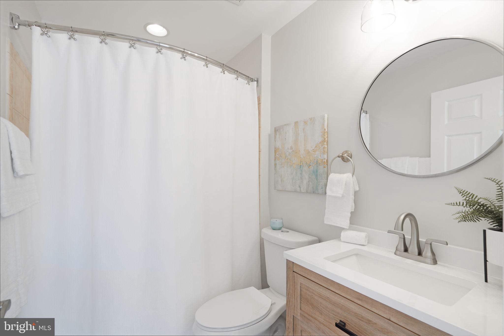 LOUDOUN VALLEY ESTATES - Residential