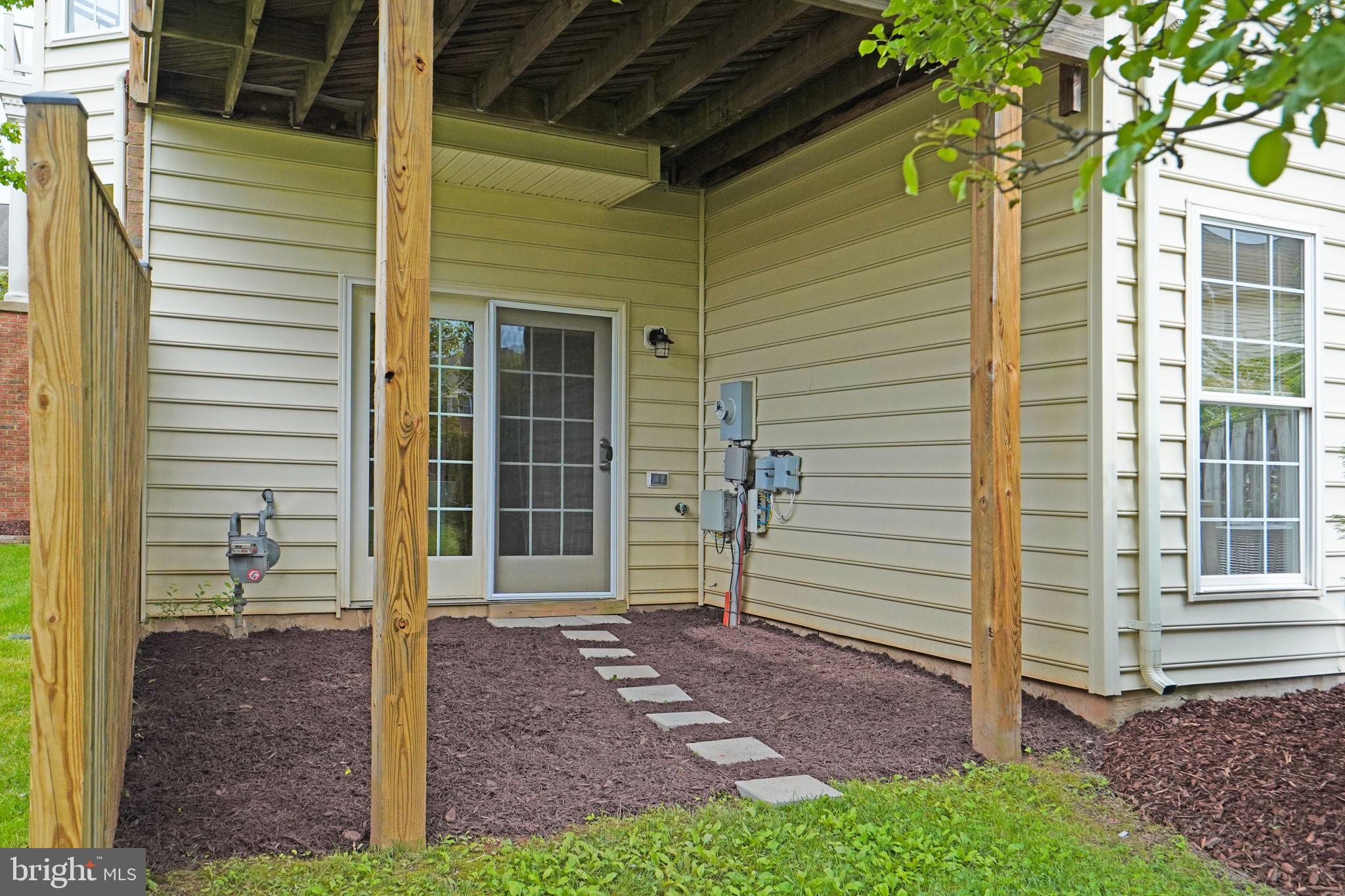 LOUDOUN VALLEY ESTATES - Residential