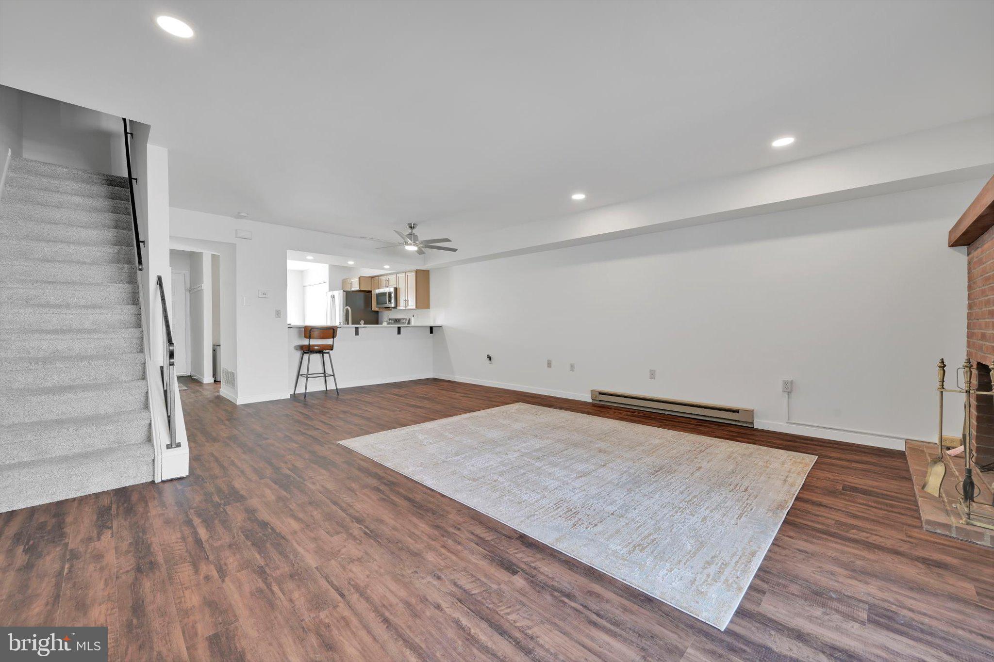 PINEBROOK - Residential