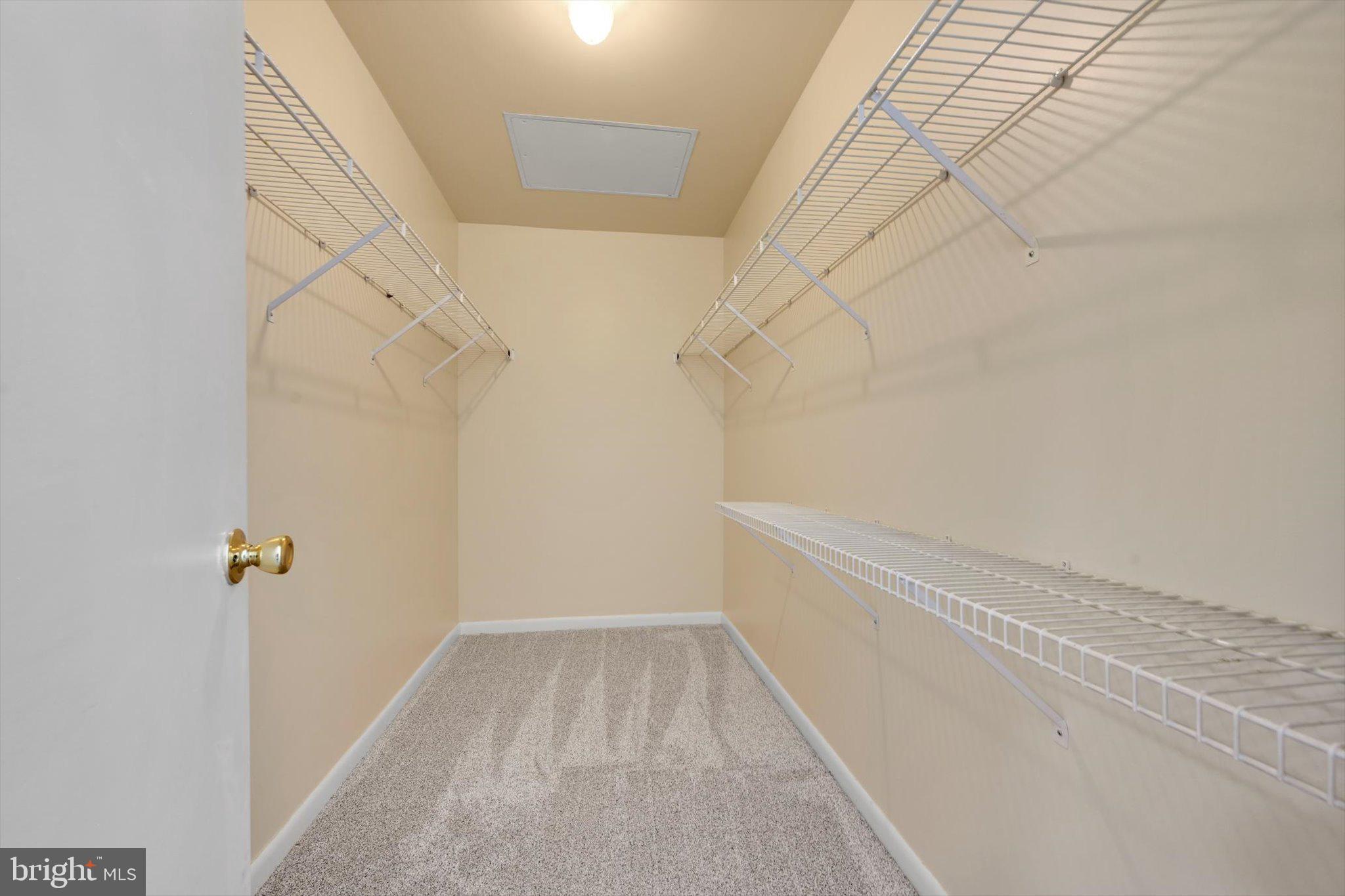 PINEBROOK - Residential