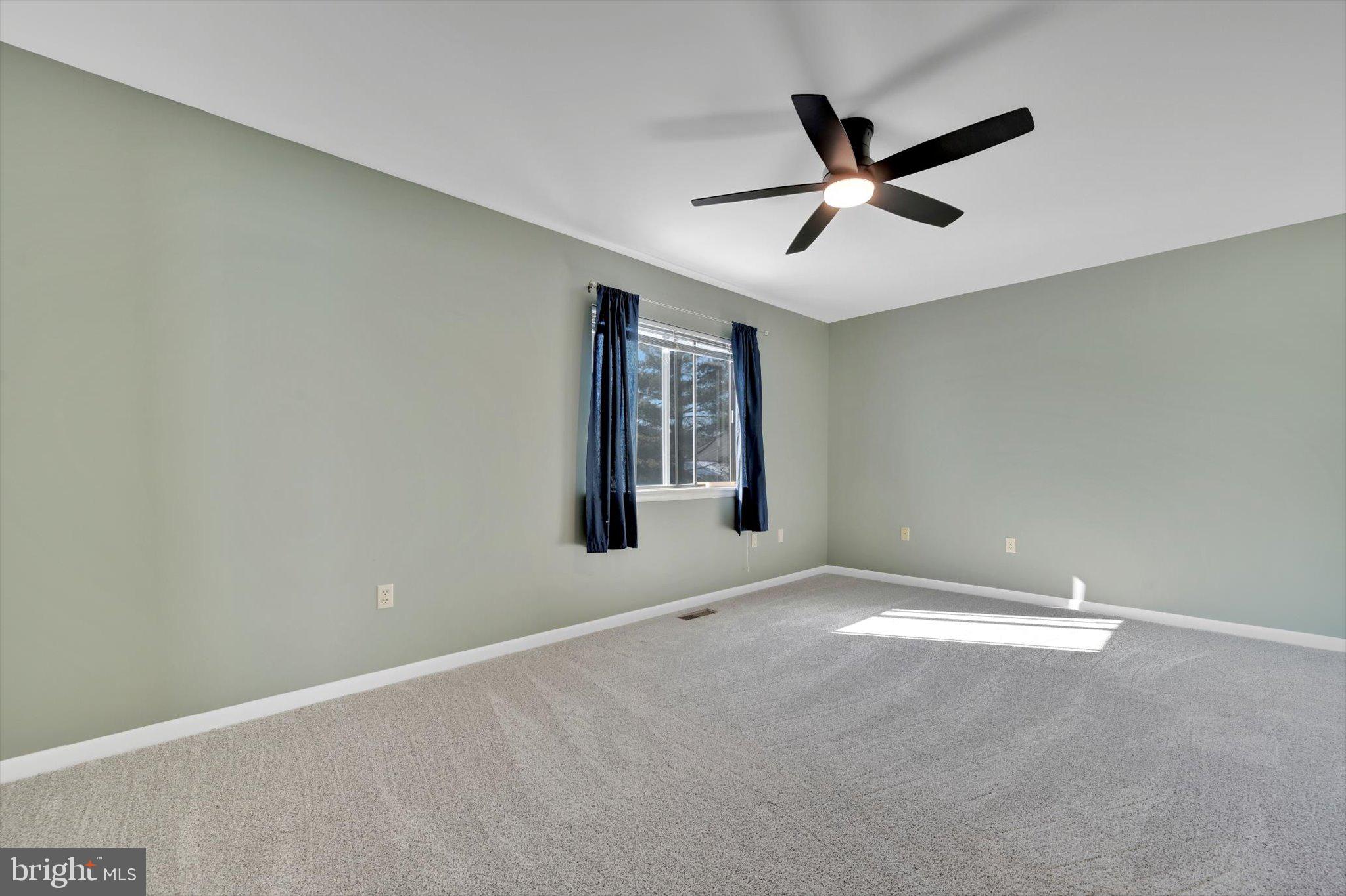 PINEBROOK - Residential