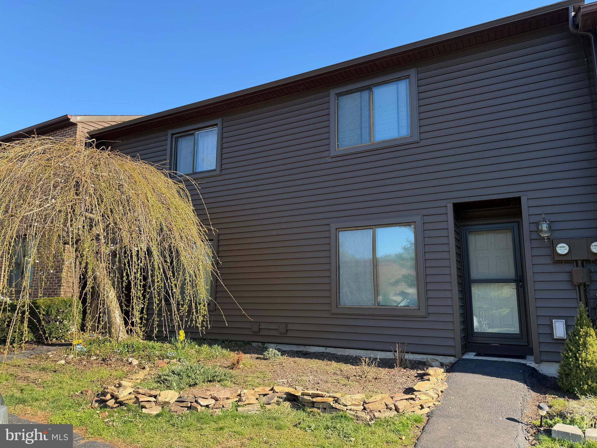 PINEBROOK - Residential