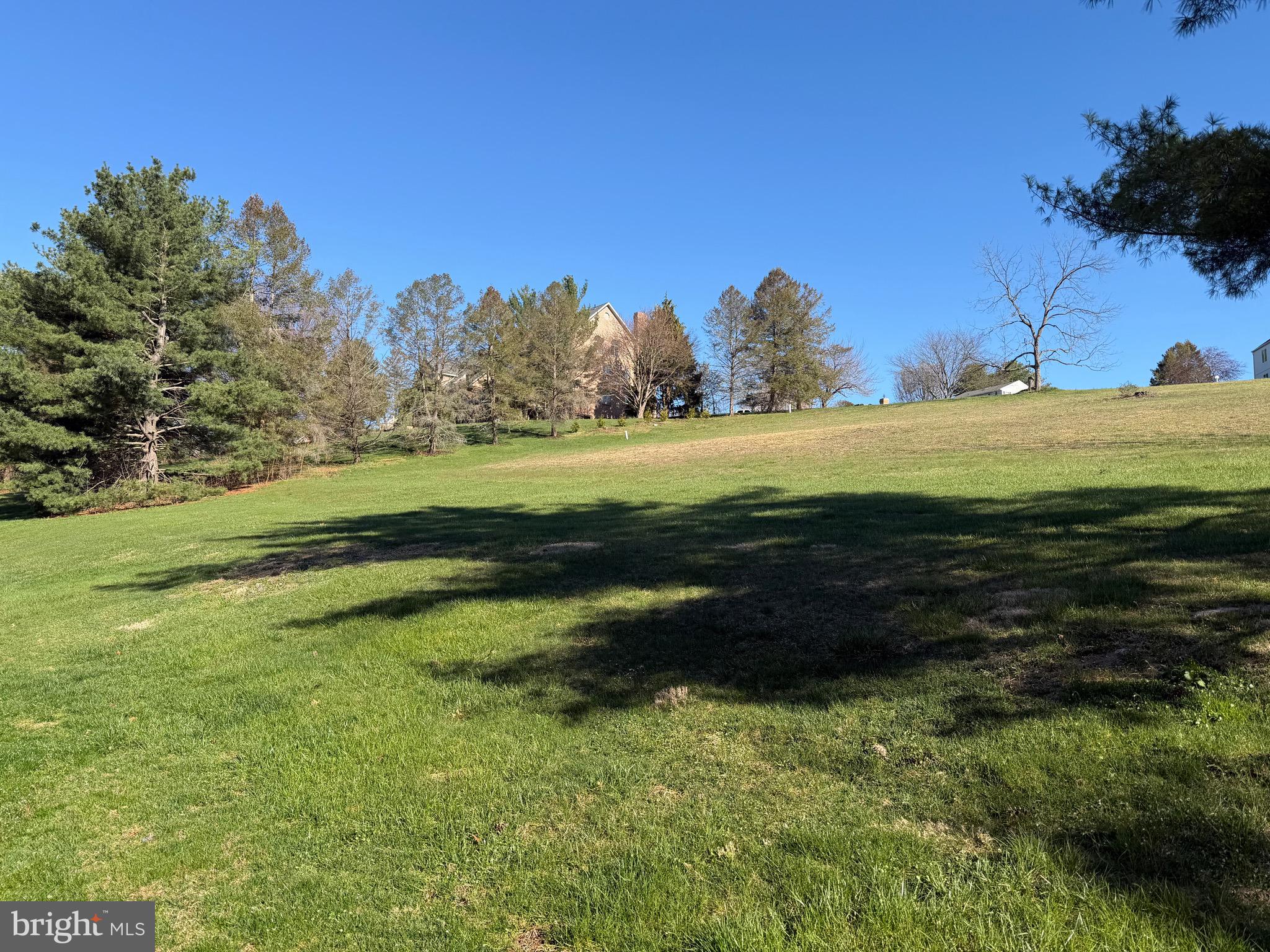 PINEBROOK - Residential