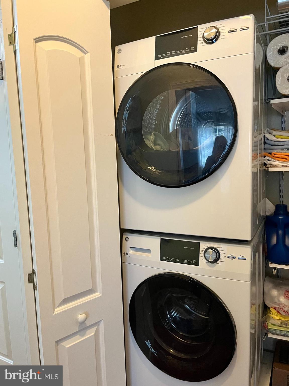 THE VILLAGES AT PINE VALLEY - Residential