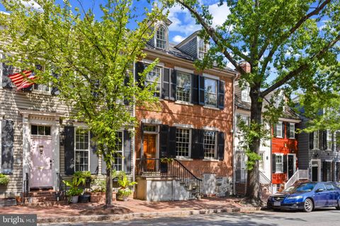 521 DUKE STREET ALEXANDRIA VA 22314