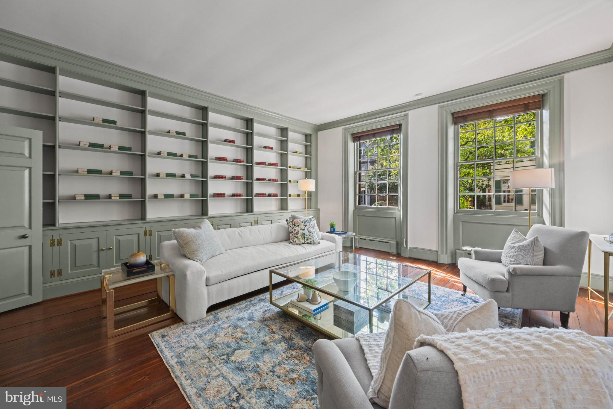 521 DUKE STREET