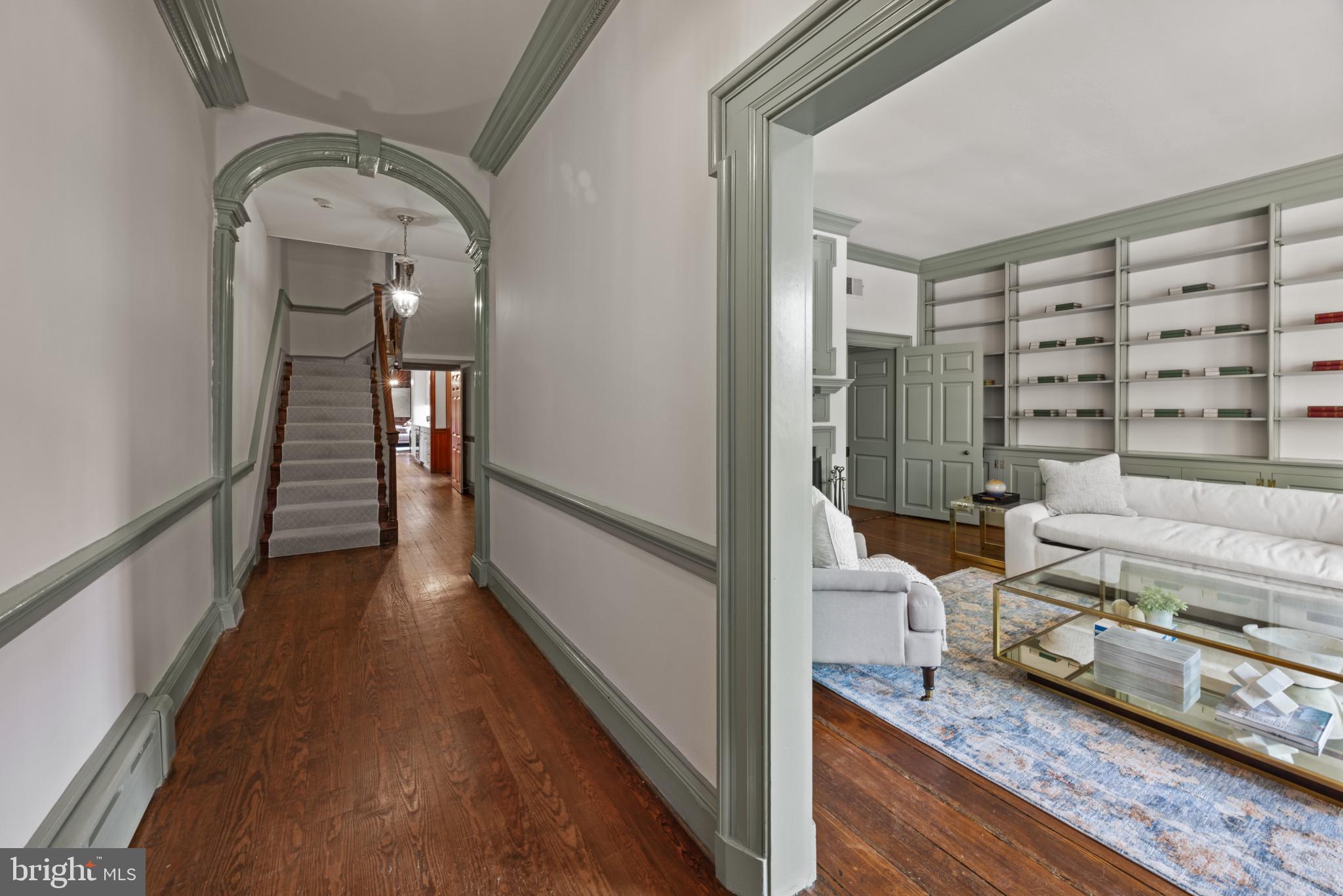 OLD TOWN ALEXANDRIA - Residential