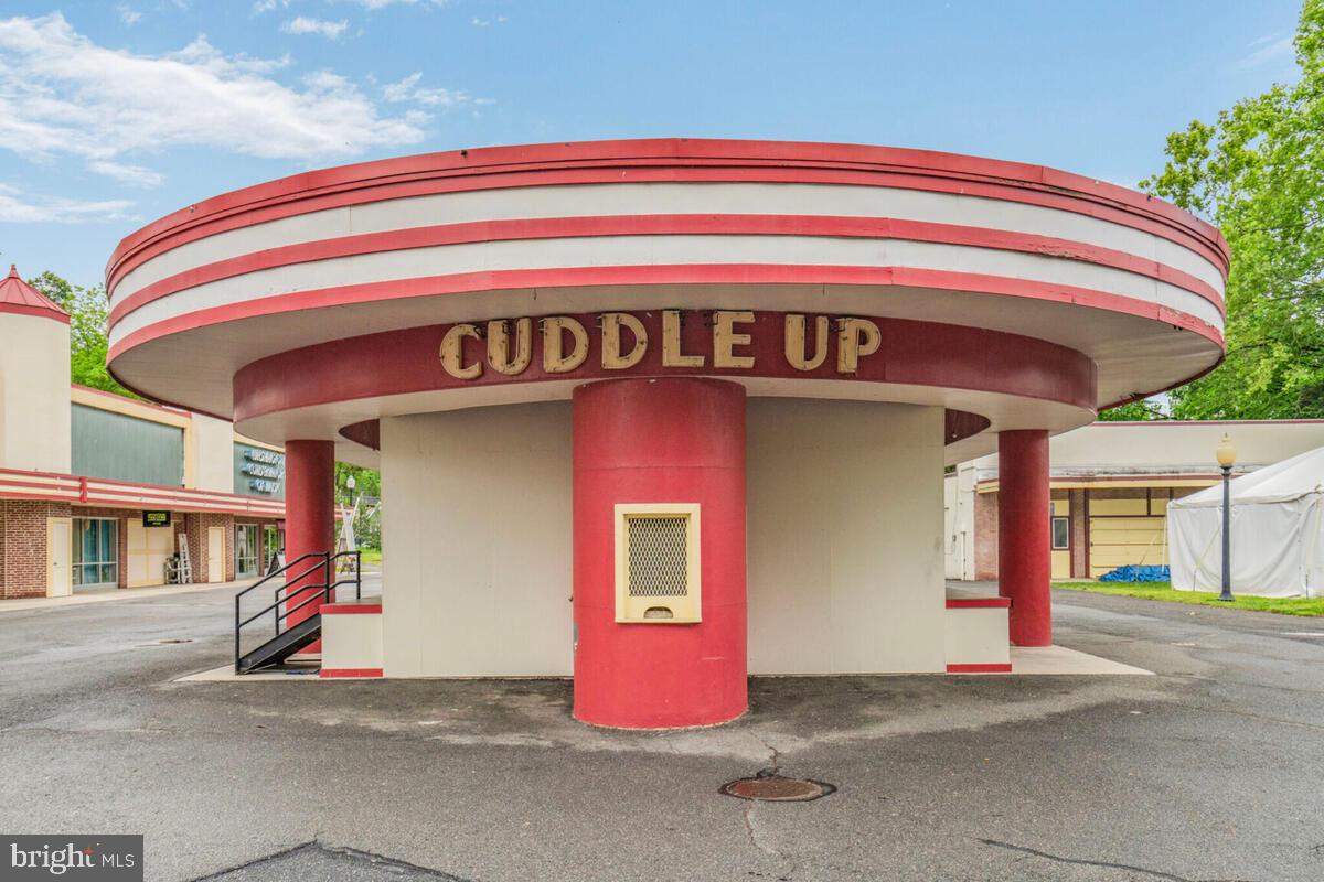 WILDWOOD HILLS - Residential