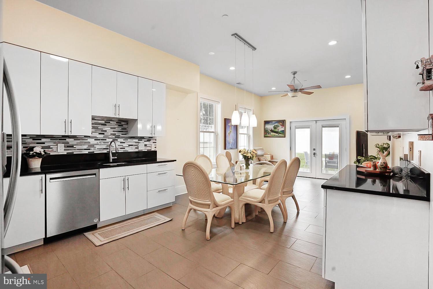 WILDWOOD HILLS - Residential