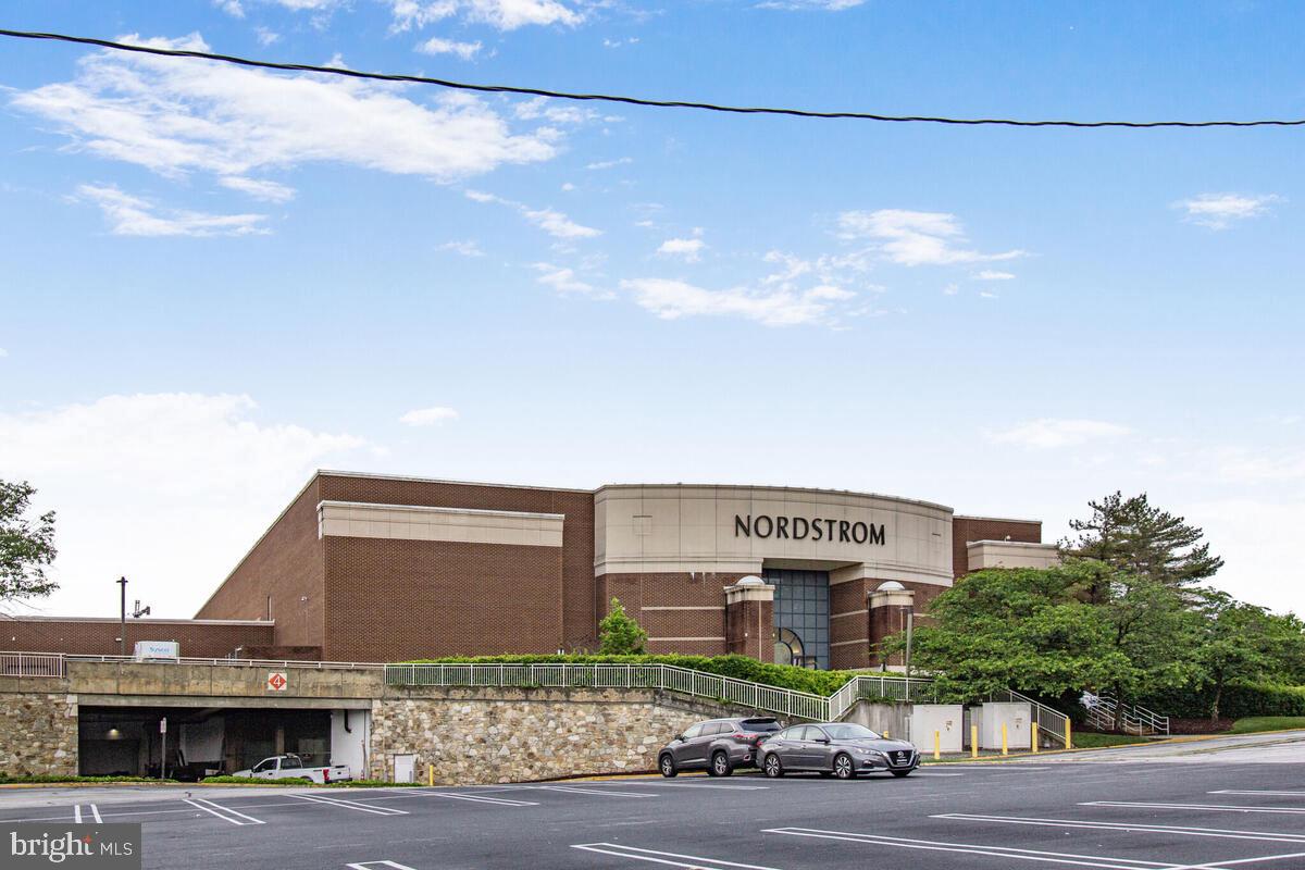 WILDWOOD HILLS - Residential