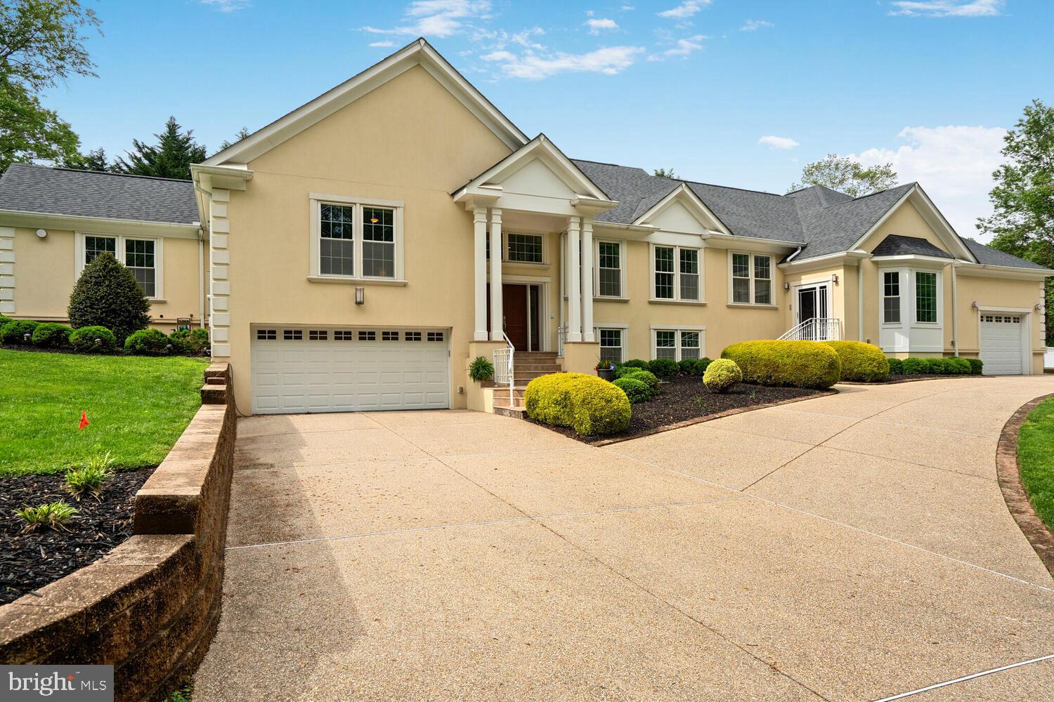 7201 THOMAS BRANCH DRIVE