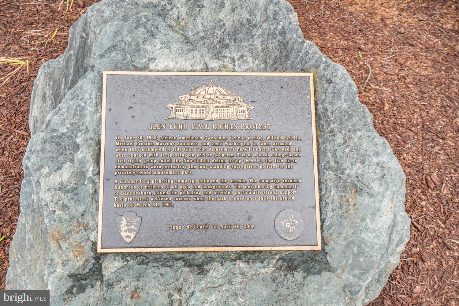 WILDWOOD HILLS - Residential