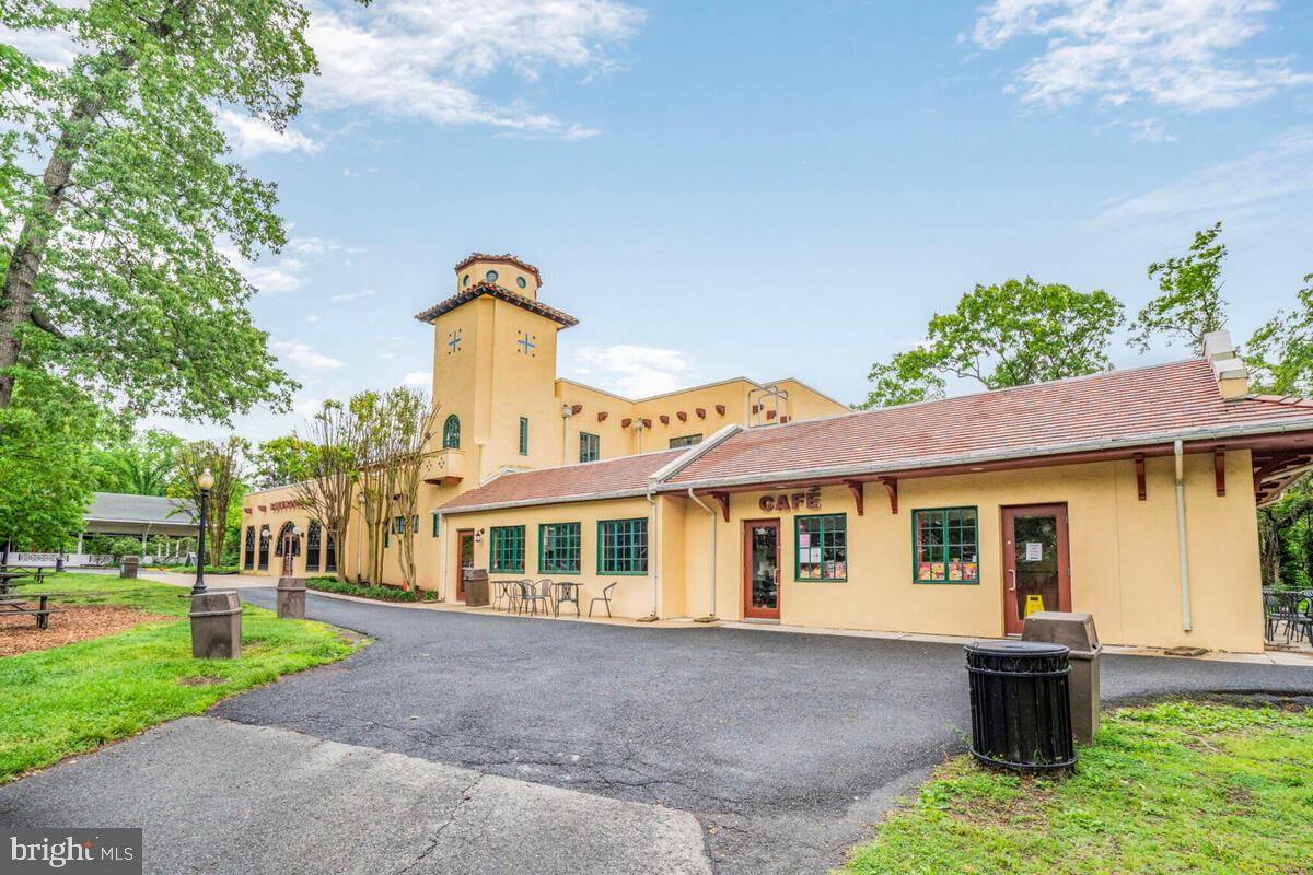 WILDWOOD HILLS - Residential