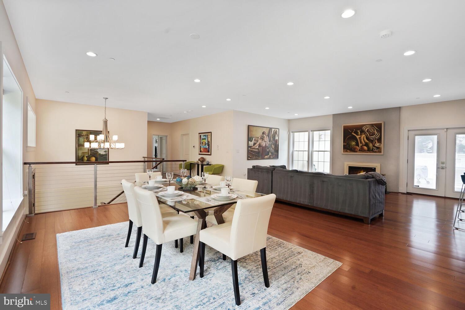 WILDWOOD HILLS - Residential