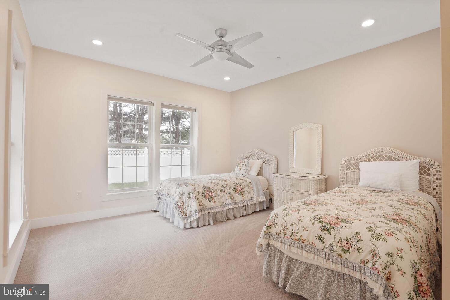 WILDWOOD HILLS - Residential