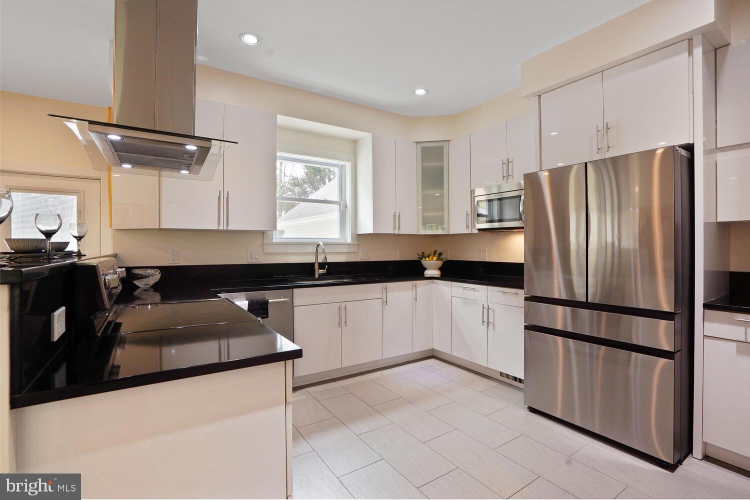 WILDWOOD HILLS - Residential