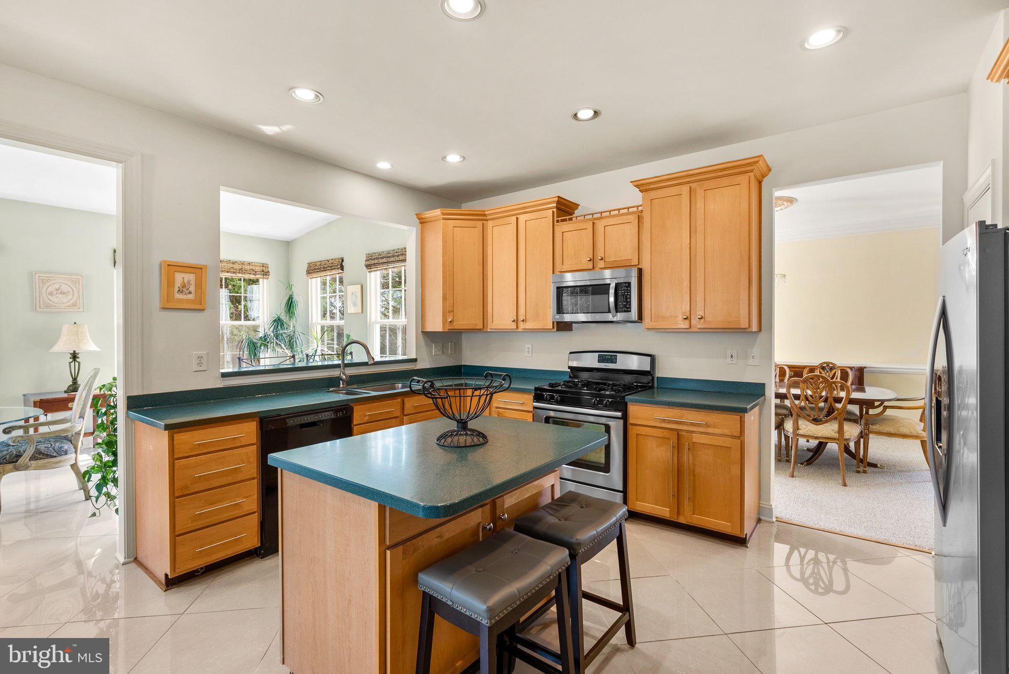 BARNSLEY MANOR ESTATES - Residential