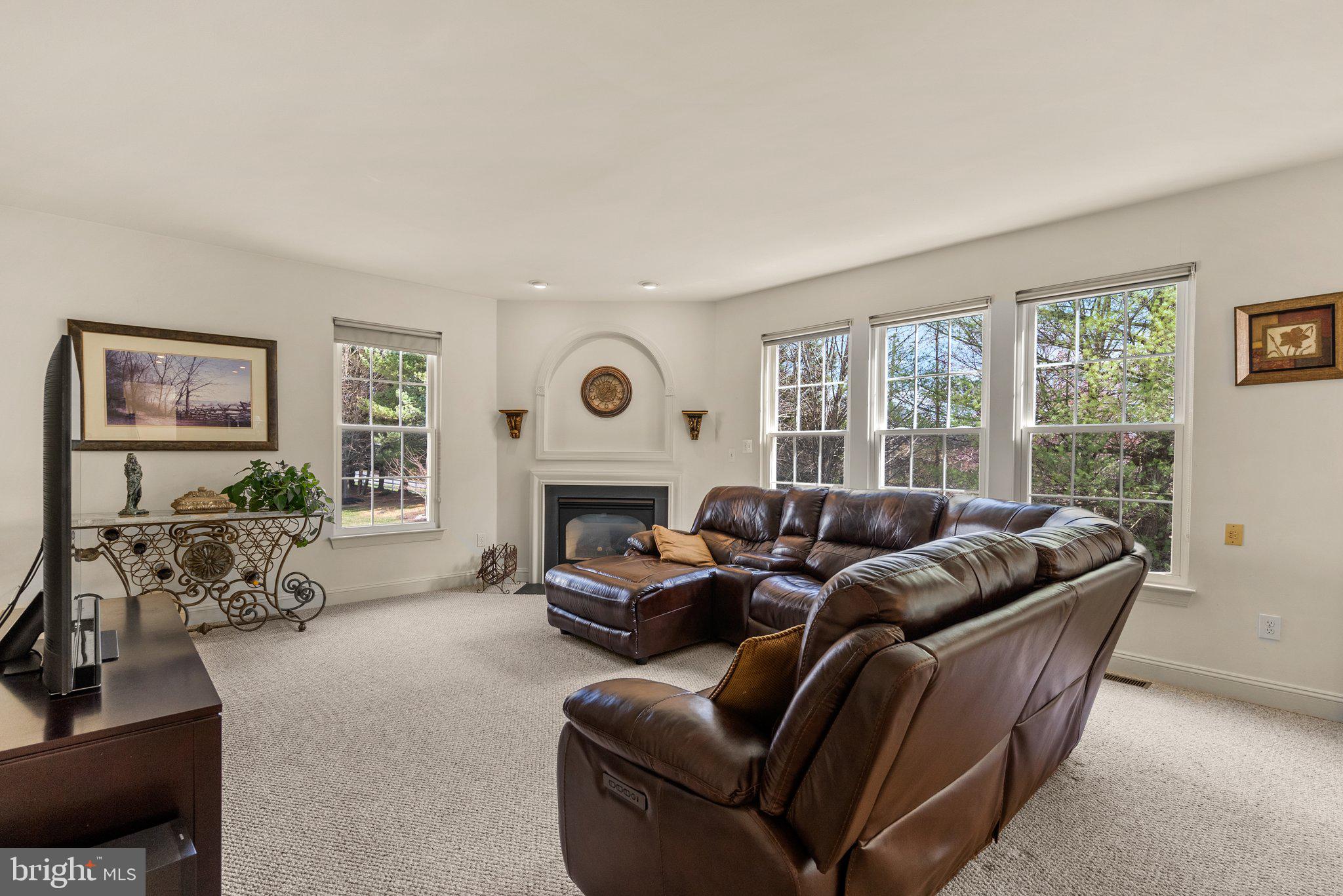 BARNSLEY MANOR ESTATES - Residential