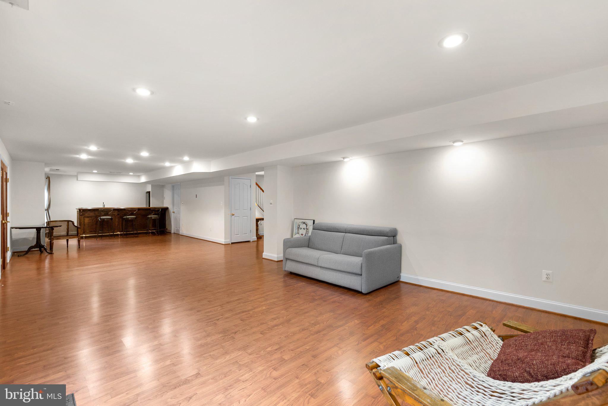 BARNSLEY MANOR ESTATES - Residential