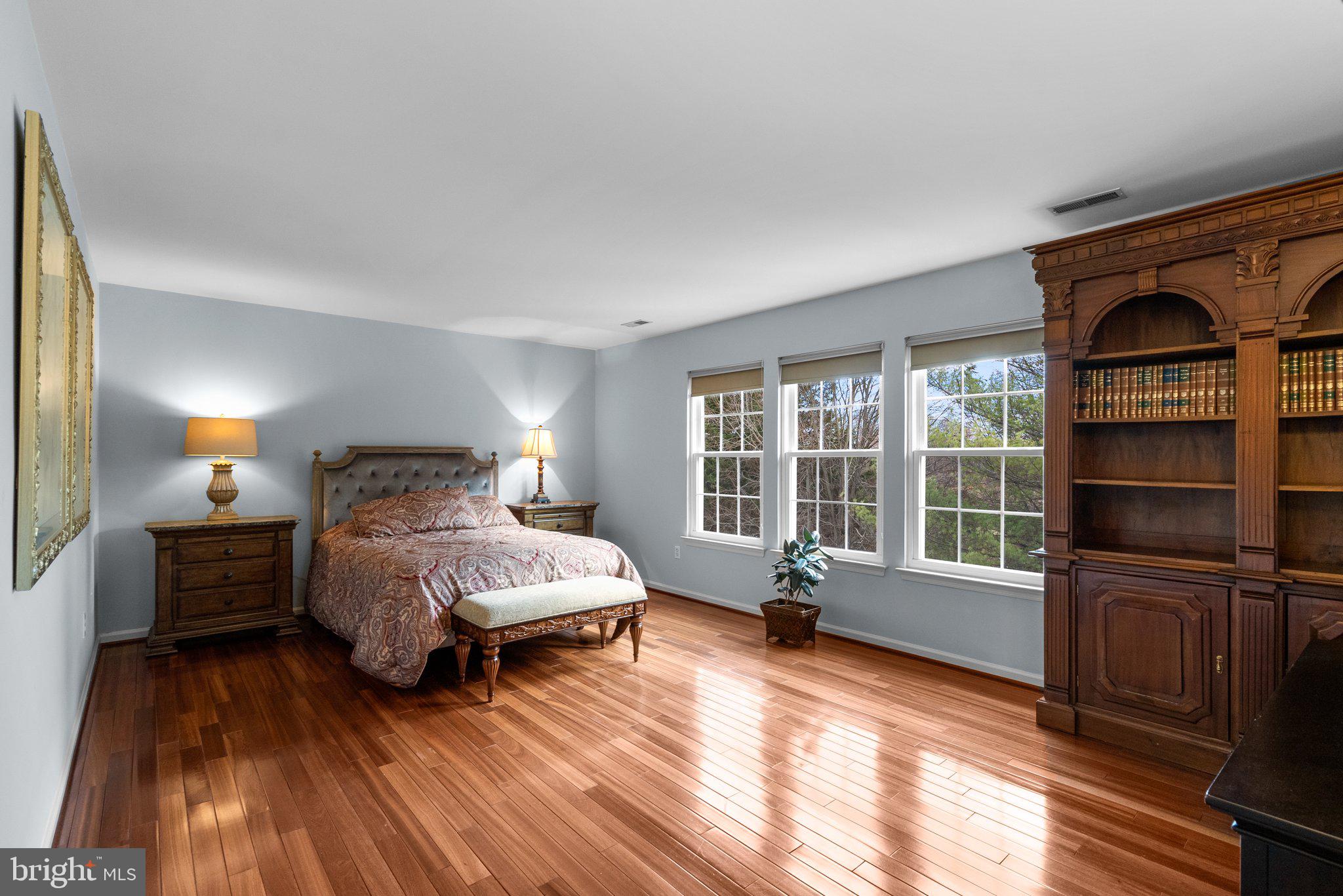 BARNSLEY MANOR ESTATES - Residential