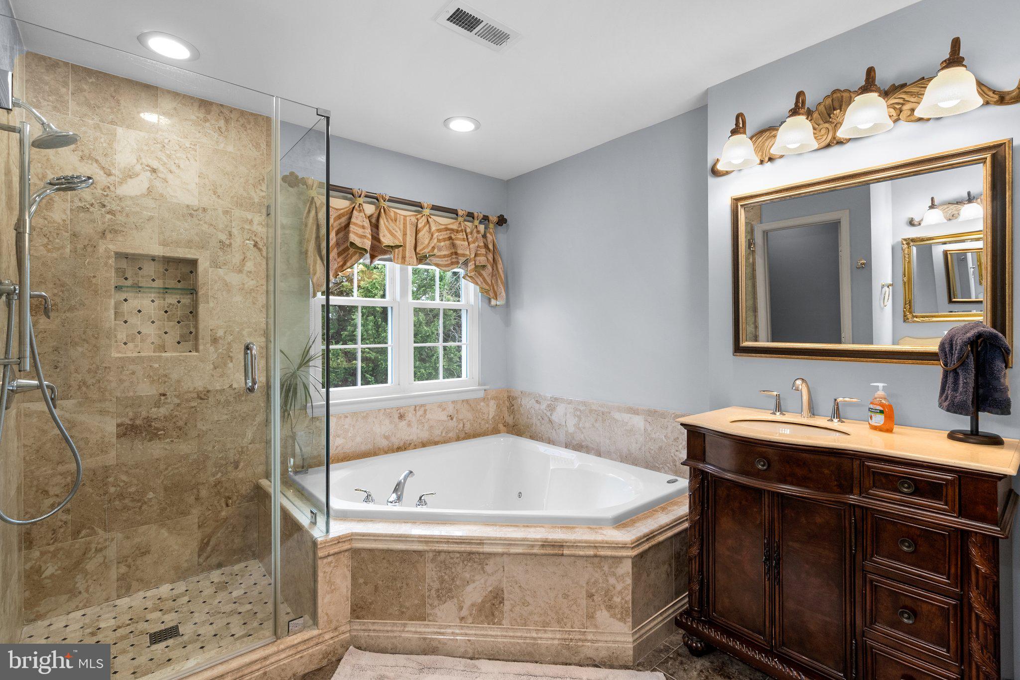 BARNSLEY MANOR ESTATES - Residential