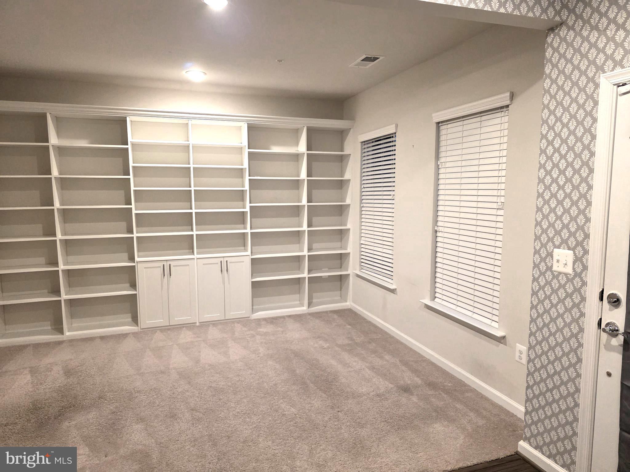 LAUREL - Residential Lease