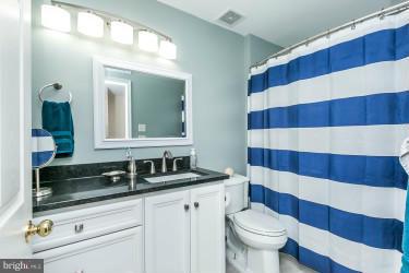 TWIN ARCH CROSSING - Residential