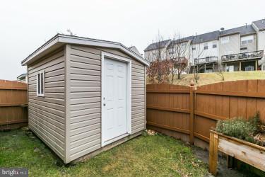 TWIN ARCH CROSSING - Residential