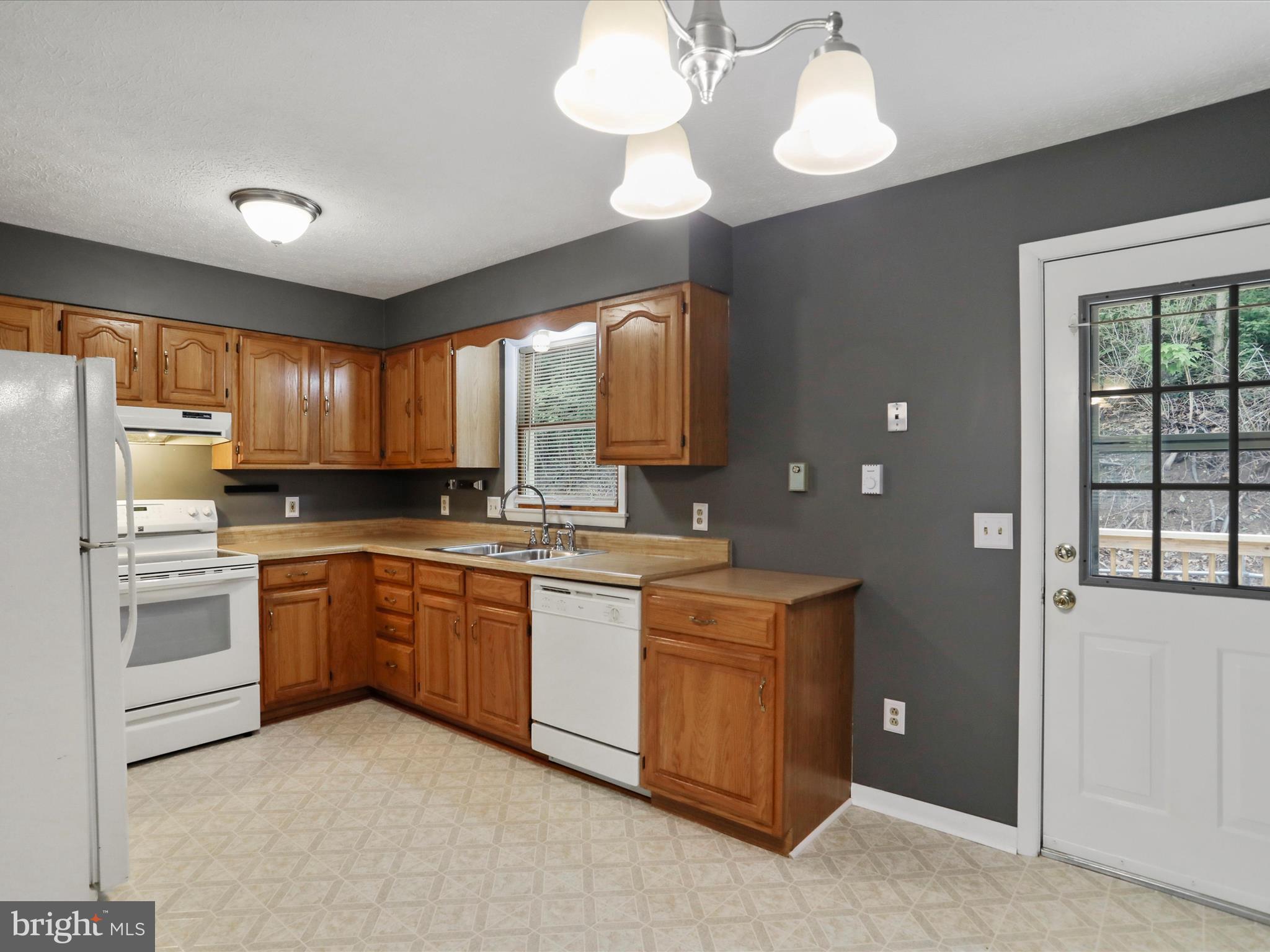 SUNRISE HEIGHTS - Residential